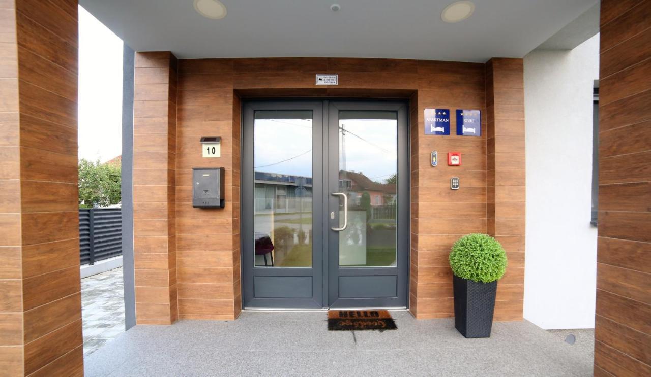 Roomsb Slavonski Brod Exterior foto